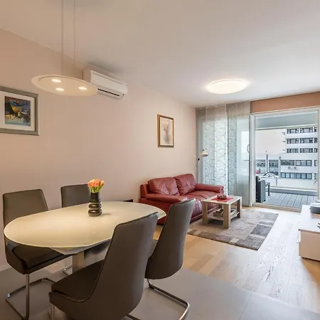 Faye Apartment Split