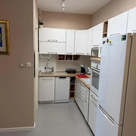 Faye Apartment *
